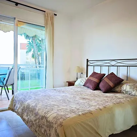 Apartment Tranquil Cambrils Getaway - Entire With Pool